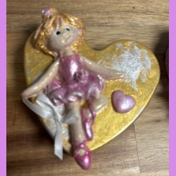 Beton hjerte med ballerina