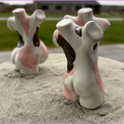 torsoer st med 3 figurer