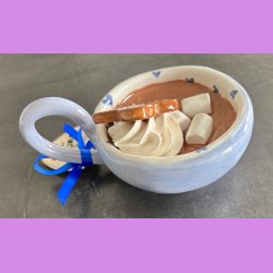 Cacao kop - Hvid med bl� blomster - Fred og ro