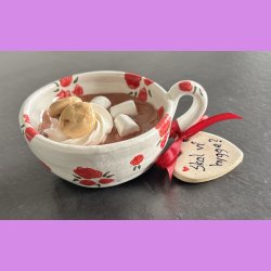 Cacao kop hvid med r�de blomster - Skal vi hygge