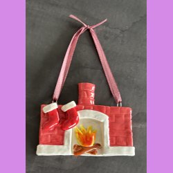 Jule kamin med julesokker