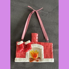 Jule kamin med julesokker