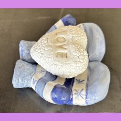 Vanter med hjerte snebold -  Bl� med tekst Love