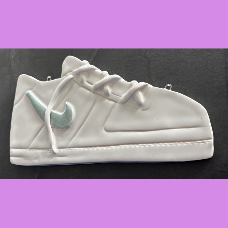 Nike sko med grn logo 