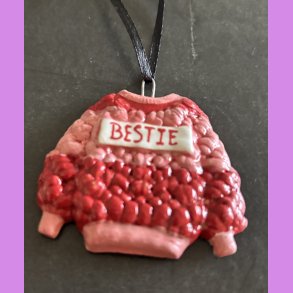 BESTIE - Tr�je - R�d