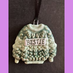 BESTIE - Tr�je - Gr�n
