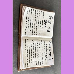 B�ger i keramik- Nr. 3 - med tekst - Gys og gru