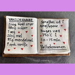 B�ger i keramik- Nr. 4 - Vaniljekranse opskrift.