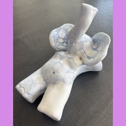 Elefant liggende - mat hvis med bl bobbler