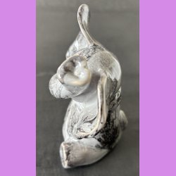 Elefant siddende - Lysegr 