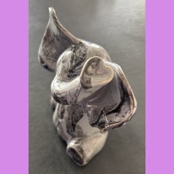 Elefant siddende - Lysegr 