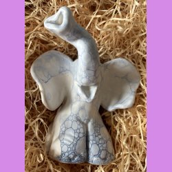 Elefant siddende - mat hvis med bl bobbler