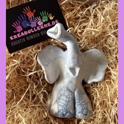 Elefant siddende - mat hvis med bl bobbler