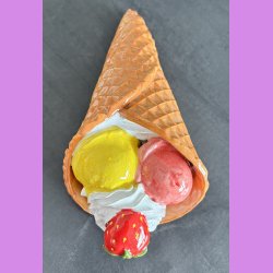 Vaffelis med jordb�r , jordb�r og lemon,
