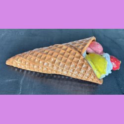 Vaffelis med jordb�r , jordb�r og lemon,