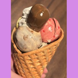 Vaffelis med softice og fldebolle