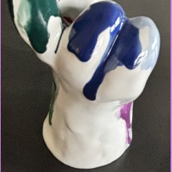 Fuckfinger figur Nr. 5 - Hvid og regnbuefarvet. 