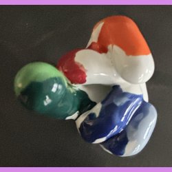 Fuckfinger figur Nr. 5 - Hvid og regnbuefarvet. 