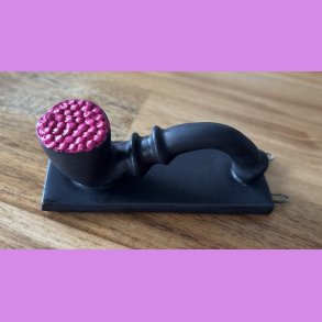 Lakrids pibe med pink top og ophng