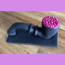 Lakrids pibe med pink top og ophng