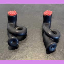 Krllede lakridspibe - mat sort - rd top 