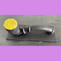 Mellem lakrids pibe med gul top