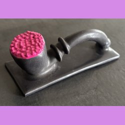 Mellem lakrids pibe med pink top