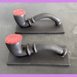 Mellem lakrids pibe med rd top