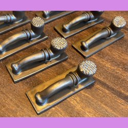 De nye i gyldne lakridspiber