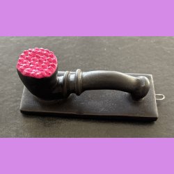 Lakridspibe - mat sort - Pink top - et oph�ng.