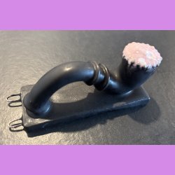 Lakridspibe - mat sort - lyserd/hvide prik top - mat sort bund.