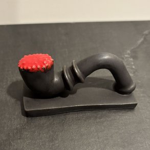 Lakridspibe - mat sort - rd top - uden ophng