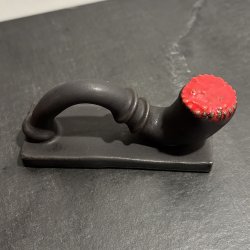 Lakridspibe - mat sort - rd top - uden ophng