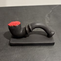 Lakridspibe - mat sort - rd top - uden ophng