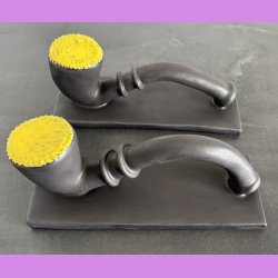 Stor lakrids pibe med gul top