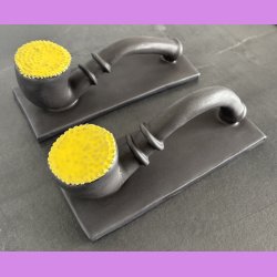 Stor lakrids pibe med gul top