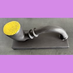 Stor lakrids pibe med gul top