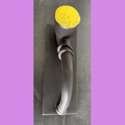 Stor lakrids pibe med gul top