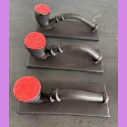 Stor lakrids pibe med rd top