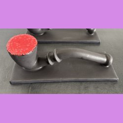 Stor lakrids pibe med rd top