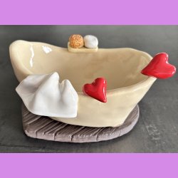 Badekar med creme og LOVE t�fler