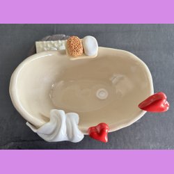 Badekar med creme og LOVE t�fler