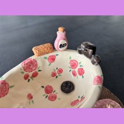 Badekar med roser og t�fler