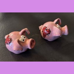 Gris med hjerte lap p numsen