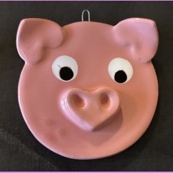 Julegrise med hjerte tryne og re. 