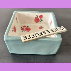 Guffeskuffe nr. 3 Gr�n med roser indvendig