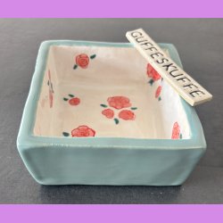 Guffeskuffe nr. 3 Gr�n med roser indvendig