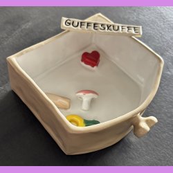 Guffeskuffe nr. 5. Vanilla og hvid. Hjerte vingummi - skumsvamp - sliksut og karamel