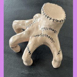 Thing 1 fra familien Addams