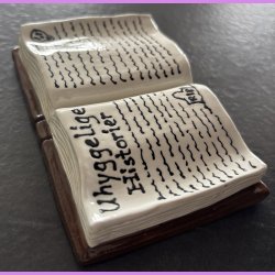 Uhyggelige historier bog